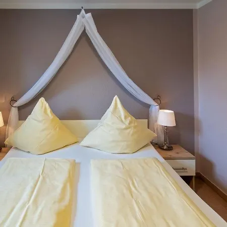 Apartment Ferienwohnung-ambiente *